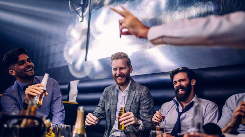 7 Ideas for an Unforgettable Guys Night Out