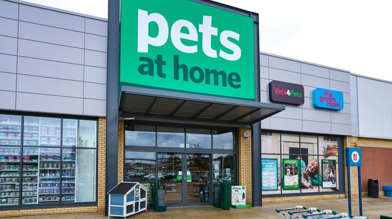 pets at home opening times